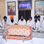 ਸ਼੍ਰੋਮਣੀ ਕਮੇਟੀ ਦੀ ਜਨਰਲ ਇਕੱਤਰਤਾ ’ਚ ਮੈਂਬਰਾਂ ਨੇ ਸ੍ਰੀ ਅਕਾਲ ਤਖ਼ਤ ਸਾਹਿਬ ਦੇ ਆਦੇਸ਼ ’ਤੇ ਦਿੜ੍ਹਤਾ ਨਾਲ ਪਹਿਰਾ ਦੇਣ ਦੀ ਵਚਨਬੱਧਤਾ ਪ੍ਰਗਟਾਈ