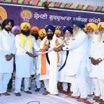 ਸ਼੍ਰੋਮਣੀ ਕਮੇਟੀ ਵੱਲੋਂ ਫਫੜੇ ਭਾਈਕੇ ਵਿਖੇ ਵਿਸ਼ਾਲ ਗੁਰਮਤਿ ਸਮਾਗਮ ’ਚ 3500 ਤੋਂ ਵੱਧ ਬੱਚਿਆਂ ਨੇ ਕੀਤੀ ਸ਼ਮੂਲੀਅਤ ਜਥੇਦਾਰ ਕੁਲਦੀਪ ਸਿੰਘ ਗੜਗੱਜ, ਜਥੇਦਾਰ ਬਾਬਾ ਟੇਕ ਸਿੰਘ ਤੇ ਸ. ਗੁਰਪ੍ਰੀਤ ਸਿੰਘ ਝੱਬਰ ਨੇ ਗੁਰਮਤਿ ਮੁਕਾਬਲਿਆਂ ’ਚ ਅਵੱਲ ਆਏ ਬੱਚਿਆਂ ਨੂੰ ਕੀਤਾ ਸਨਮਾਨਿਤ